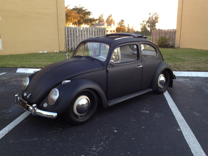 VW Bug with no chrome trim